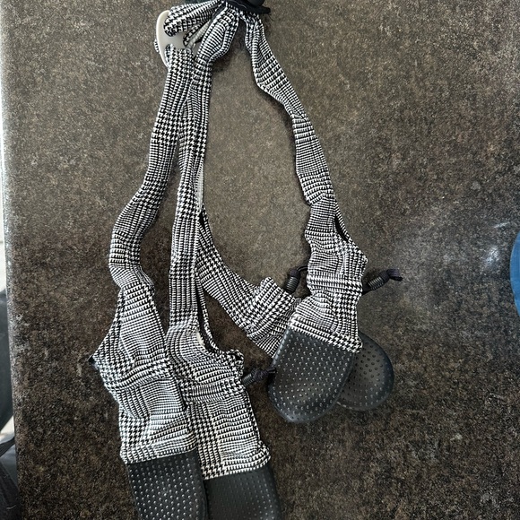 Walkee Paws NEVER WORN - Picture 2 of 2